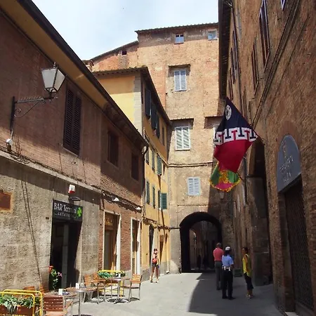 Apartment Nel Centro Medievale Di Siena