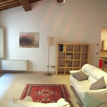 Nel Centro Medievale Di *